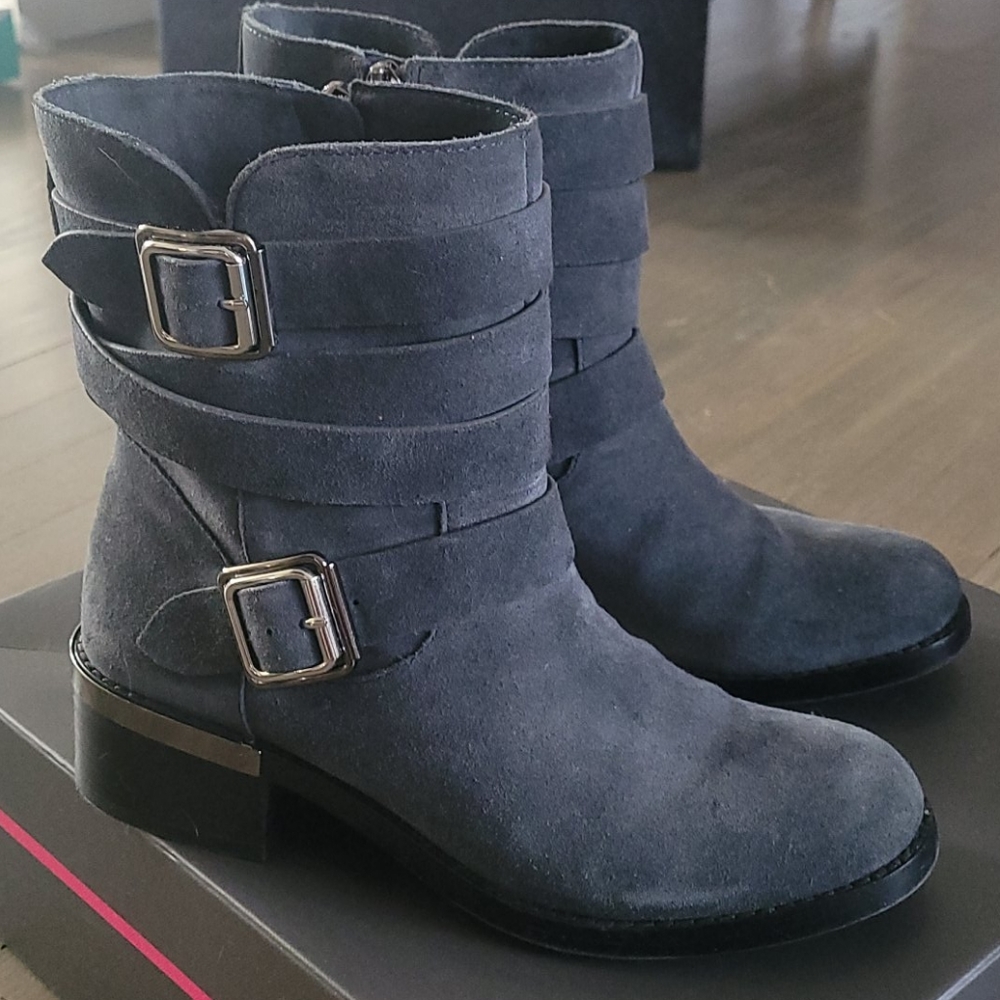 Vince camuto Webey